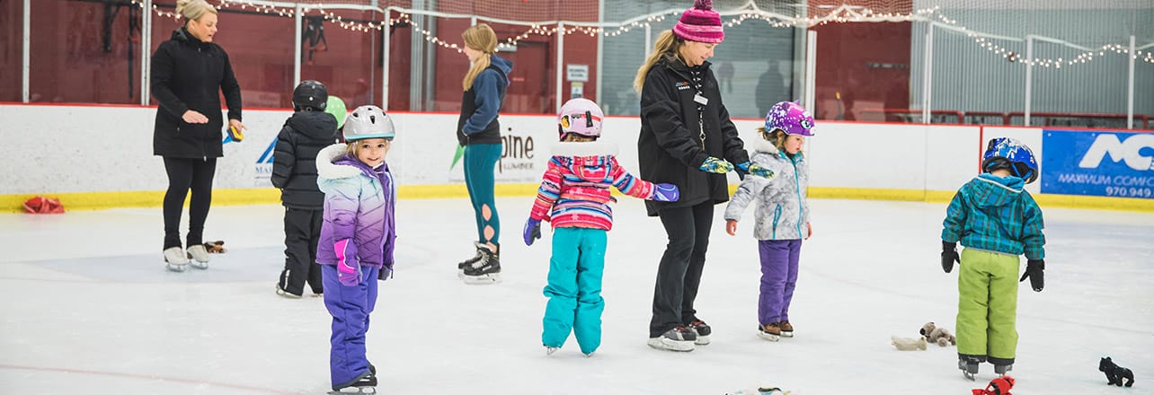 Lesiones de patinaje artístico: más allá de las clases para aprender a  patinar en el hielo 